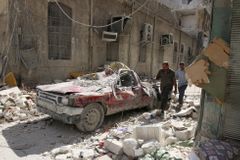 Syrská armáda zahájila v Aleppu protiofenzivu, nasadila rakety i letectvo