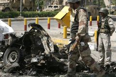 Pří útocích na mešity v Iráku 28 mrtvých