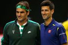 Roger Federer a Novak Djokovič v semifinále Australian Open 2016