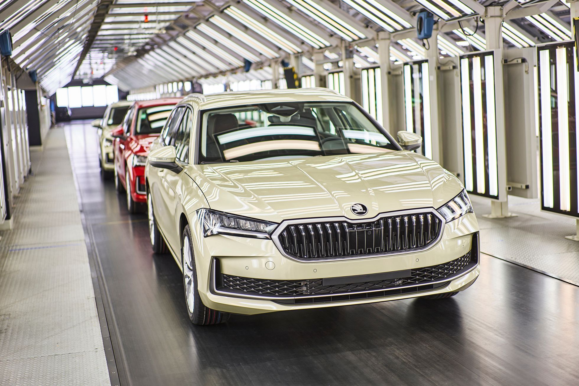 Škoda zahájila výrobu 4. generace Škody Superb