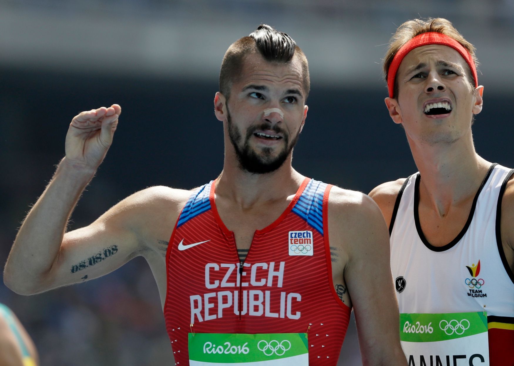 OH 2016, atletika-1500 m: Jakub Holuša a Pieter-Jan Hannes
