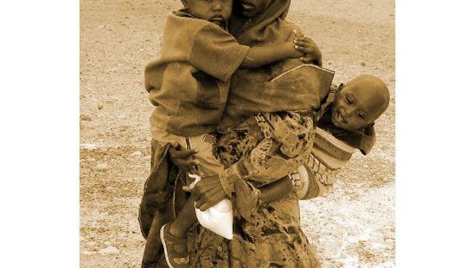 Uprchlíci z války. Somálská rodina, která utekla před válečným běsněním, se usídlila v severní Keni.