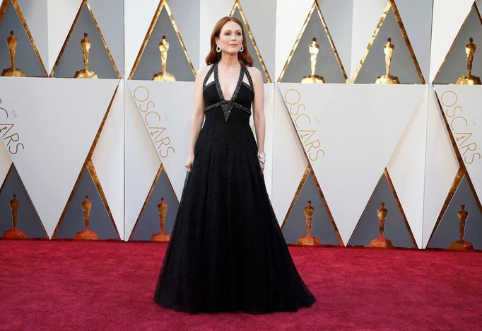 Presenter Julianne Moore arrives at the 88th Academy Awards in Hollywood