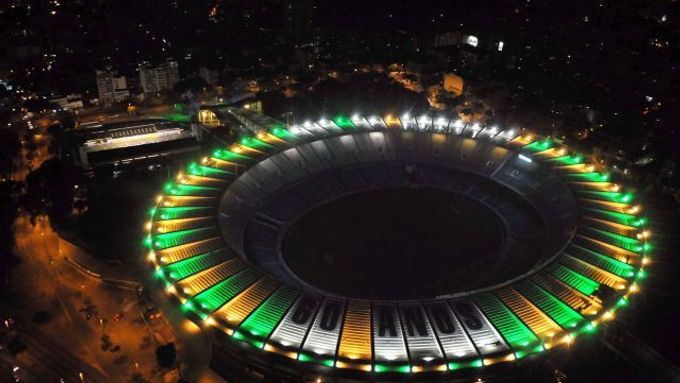Stadion Maracaná v Riu. Jeden z nejslavněšjích fotbalových stánků světa. Tady se bude hrát za čtyři roky finále.