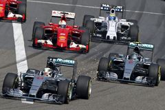 F1 ŽIVĚ: V Číně vyhrál Hamilton a upevnil si vedení