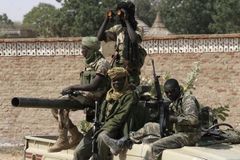 V rozděleném Súdánu se bojuje, válka je na spadnutí