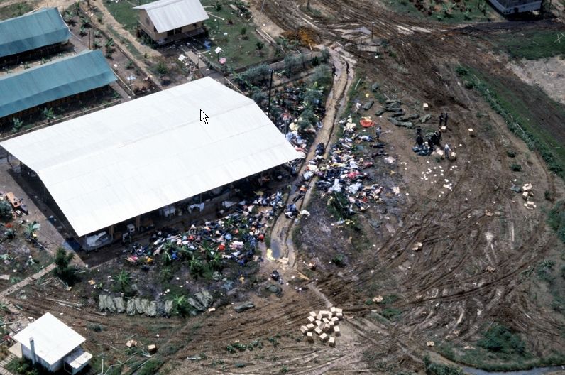 Nepoužívat / Jednorázové užití / Fotogalerie / Jonestownský masakr / Wiki