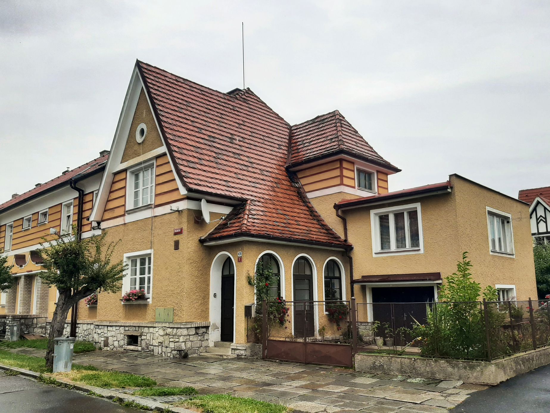 Sušice, vilová čtvrť, vycházka po vilách