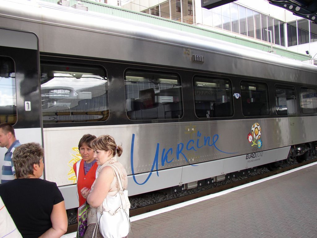 Ukrajina Euro, vlak na lince Kyjev - Varšava