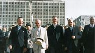 Ministr Edvard Beneš na návštěvě Zlína v roce 1935. Na snímku zleva starosta Zlína Dominik Čipera, Edvard Beneš a Jan Antonín Baťa.