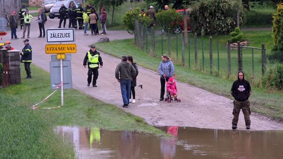 Zálezlice v kleštích Vltavy a Labe