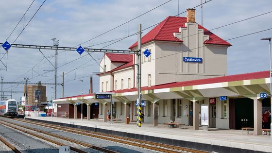 Nádraží v Čelákovicích bylo jedním z deseti finalistů. Všechny je najdete ve fotogalerii u tohoto článku.