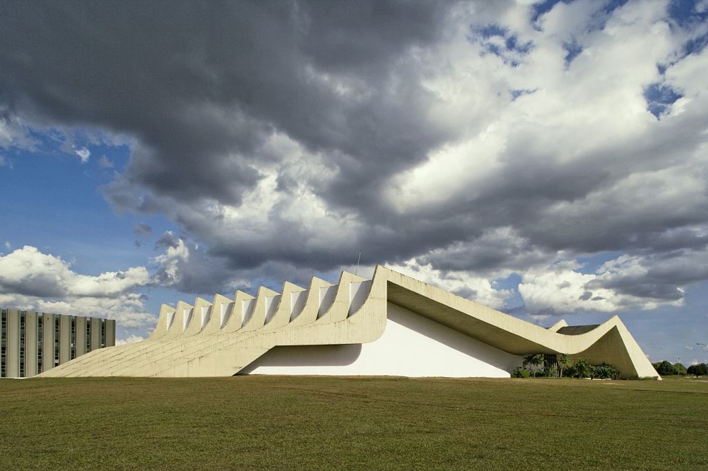 Oscar Niemeyer - Brasília - Ministerstvo obrany