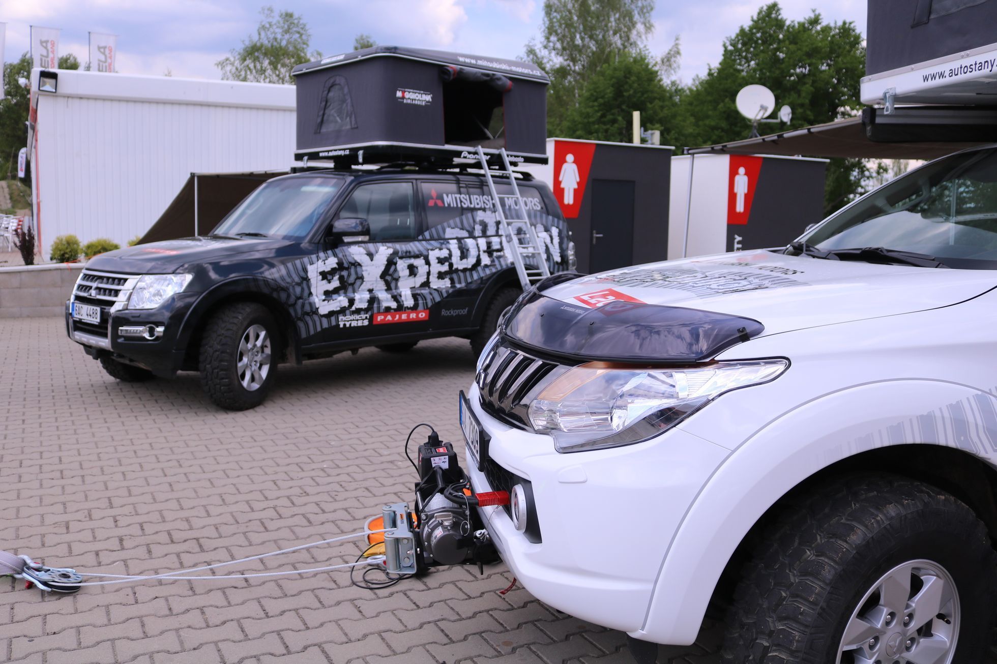 Mitsubishi Expedition