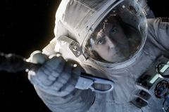 Gravitace má z kin v USA říjnový rekord. 55 milionů