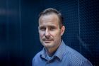 Na nikoho si složky nevedeme. Řehka popřel, že by armáda sledovala opoziční politiky