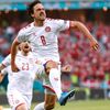 Thomas Delaney slaví gól ve čtvrtfinále Česko - Dánsko na ME 2020
