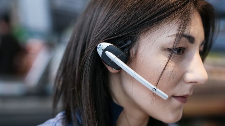 Sněmovna omezila telemarketing. Operátoři budou moci volat jen těm, kdo si to přejí; Zdroj foto: Jakub Plíhal