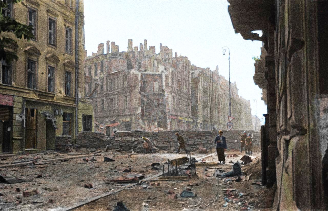 Восстания 1944 года. Варшавское восстание (1 августа - 2 октября 1944 г.). Польское восстание 1944.