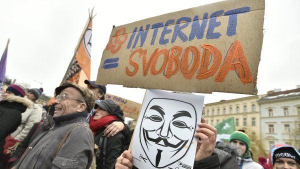 demonstrace internet