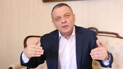 Ministr kultury Lubomír Zaorálek v rozhovoru pro Aktuálně.cz v Nosticově paláci, kde sídlí jeho úřad.