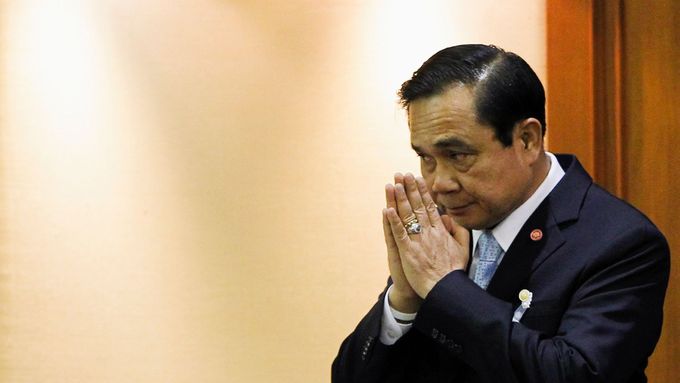Šéf vojenské junty, generál Prajutch Čan-Oča, se stal novým thajským premiérem.