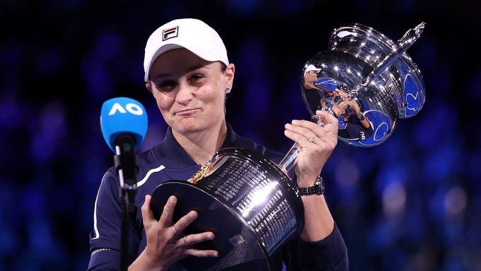 Ashleigh Bartyová uzavřela kariéru triumfem na domácím Australian Open.