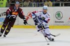 Hráči Komety vstoupili do utkání podobně jako jejich kolegové z fotbalové Zbrojovky.