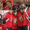 NHL: Milan Michálek slaví se spoluhráči gól do sítě New Jersey