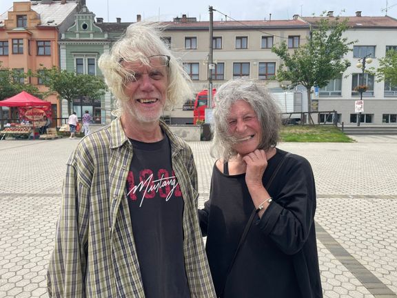 Manželé Václav a Marta Kočkovi v Blovicích ujišťovali, že rozhodně nepatří mezi voliče Andreje Babiše.