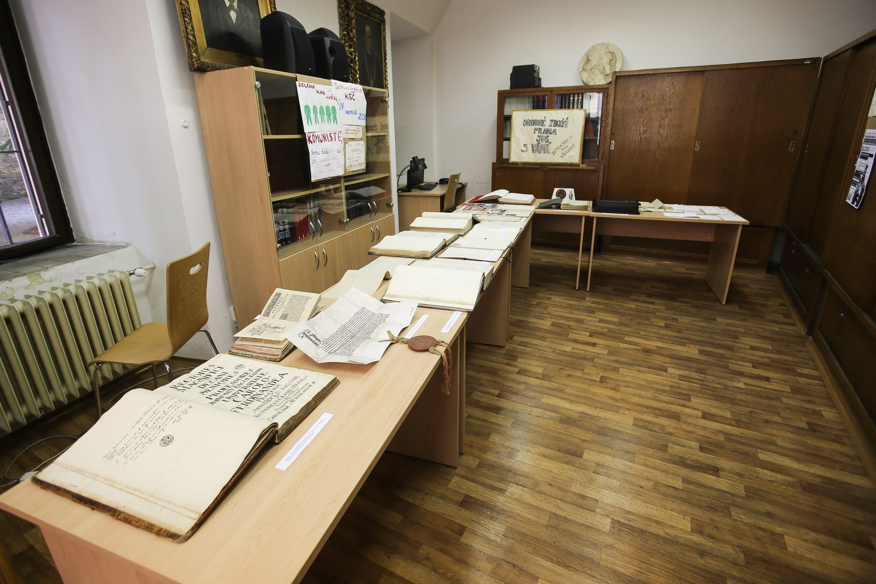 Den archivů 2016 - Archiv bezp. složek a Karolinum