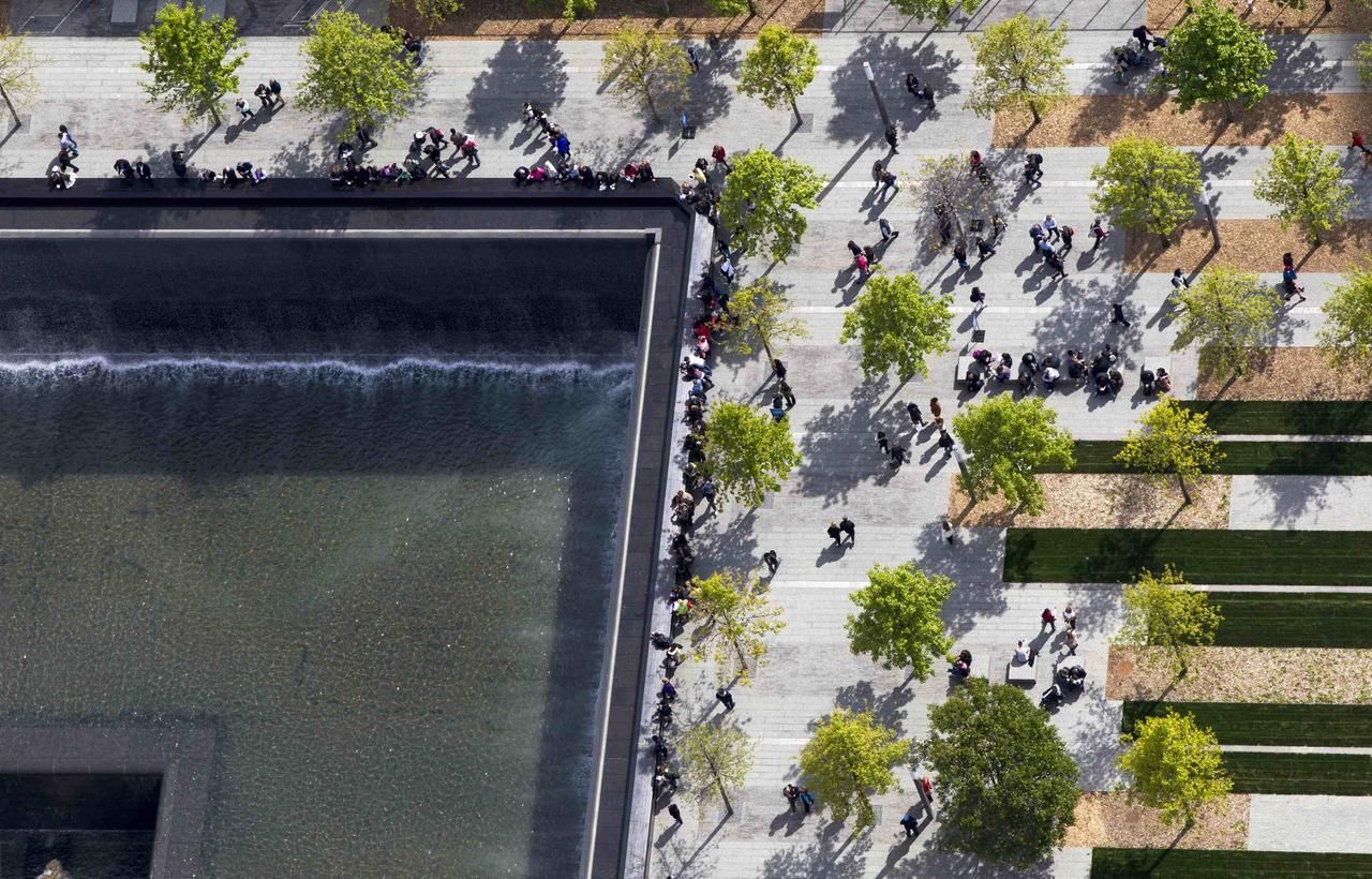 Obrazem: V New Yorku staví mrakodrap One World Trade Center