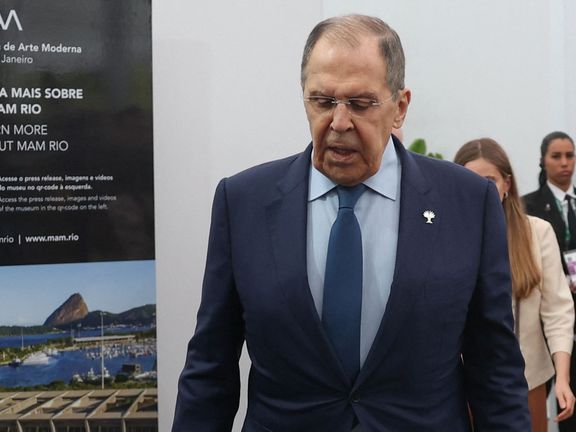 Lavrov přichází na tiskovou konferenci na summitu zemí BRICS v Rio de Janeiru. 7. července 2025.