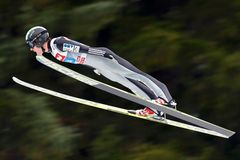 Závod SP skokanů na lyžích vyhráli Poláci, český tým byl devátý