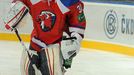 Hokejový brankář Lva Praha Jakub Štěpánek v utkání KHL 2012/13 proti Novosibirsku.