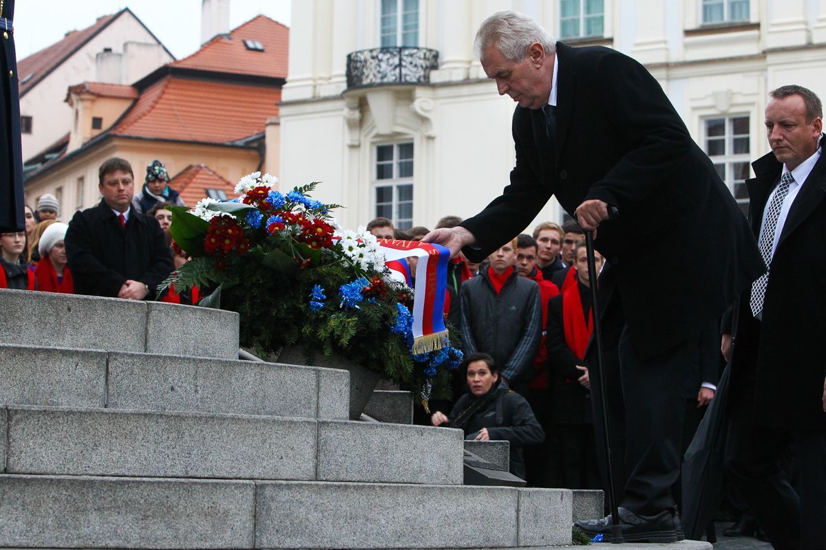 Státní svátek 28. října - Zeman pokládá věnce