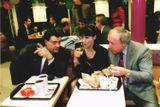 V 90. letech se před otevřením nových prodejen konaly VIP party. Dagmar Patrasová si tak na hranolcích pochutnávala už den před otevřením pobočky na Florenci, společně s Karlem Svobodou a se svým manželem Felixem Slováčkem.