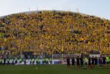 V zaplněném hledišti Androva stadionu sice fanoušci Opavy zaplnili celou velikou tribunu,...
