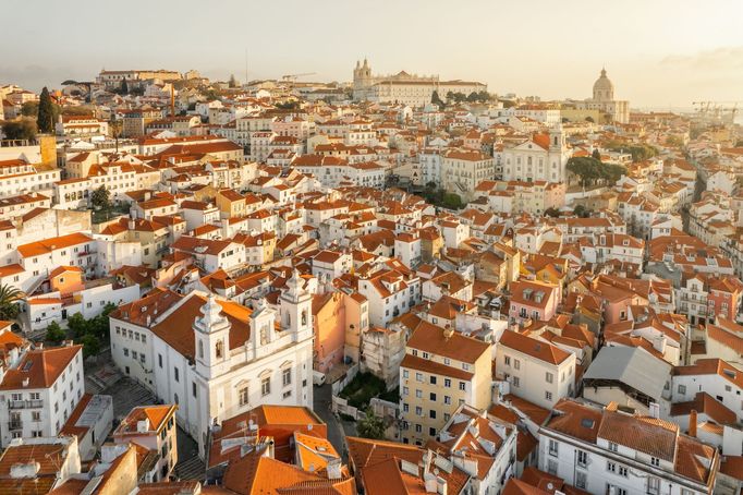 Lisabon, Portugalsko. Pohled na různé městské aglomerace ve světě.