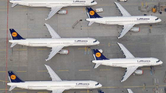 FOTO Zrušeno. Na stávce pilotů tratí v Německu všichni