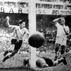 MS 1950: Uruguay-Brazílie: Alicides Ghiggia dává vítězný gól Uruguaye