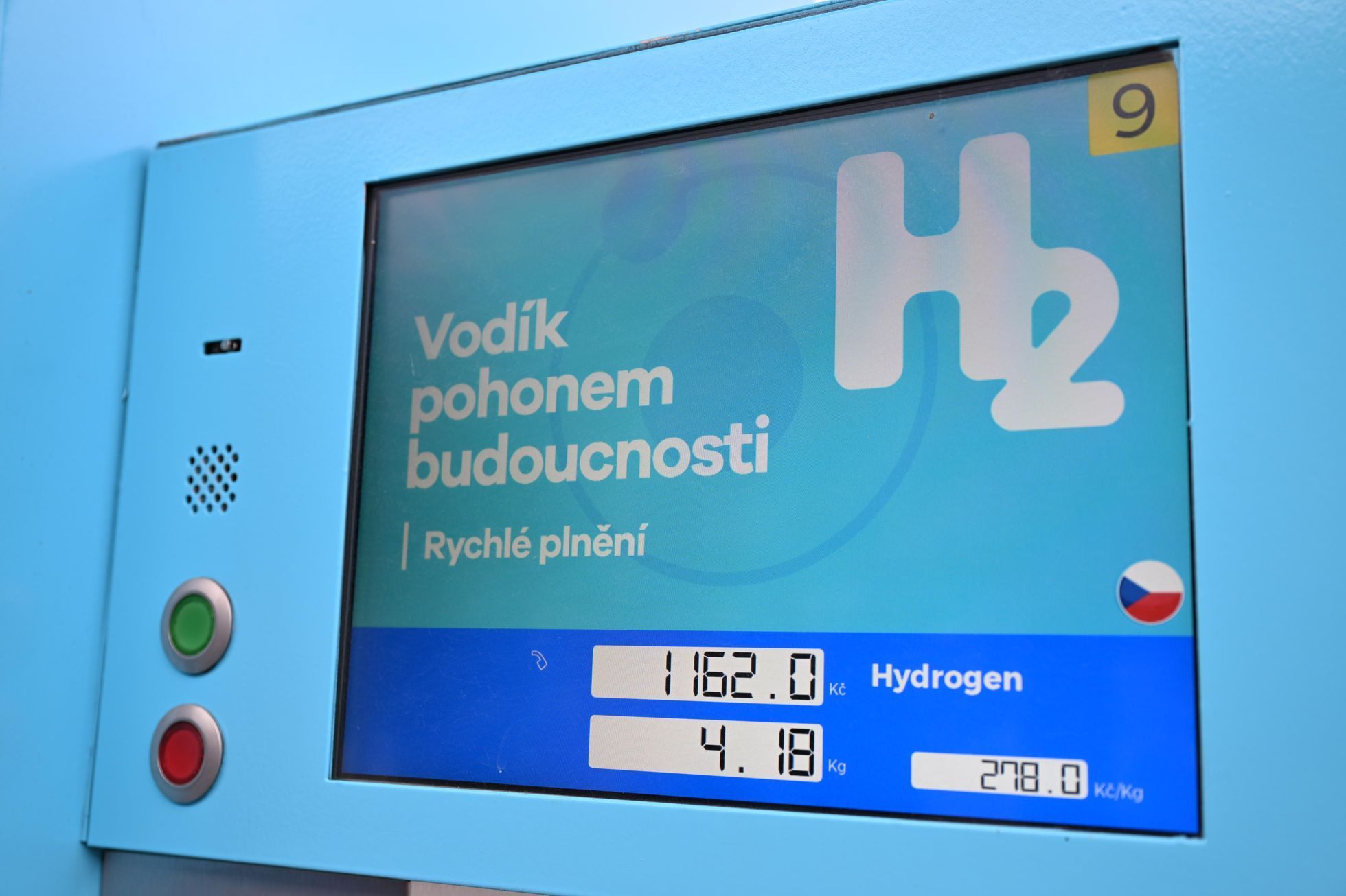Vodíkový autobus MHD Praha, zahájení provozu