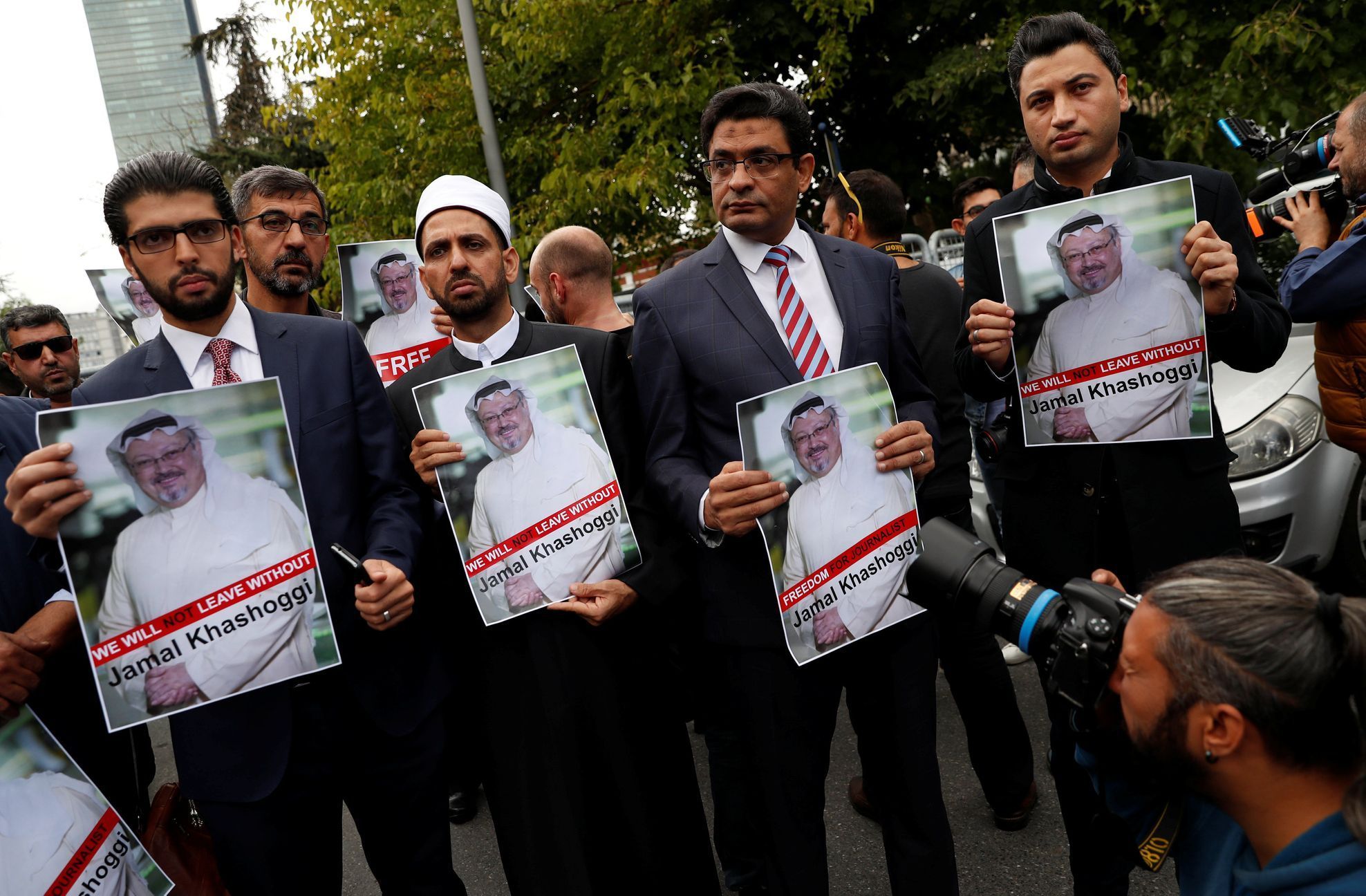 Protest lidskoprávních aktivistů před konzulátem Saúdské Arábie v Istanbulu.
