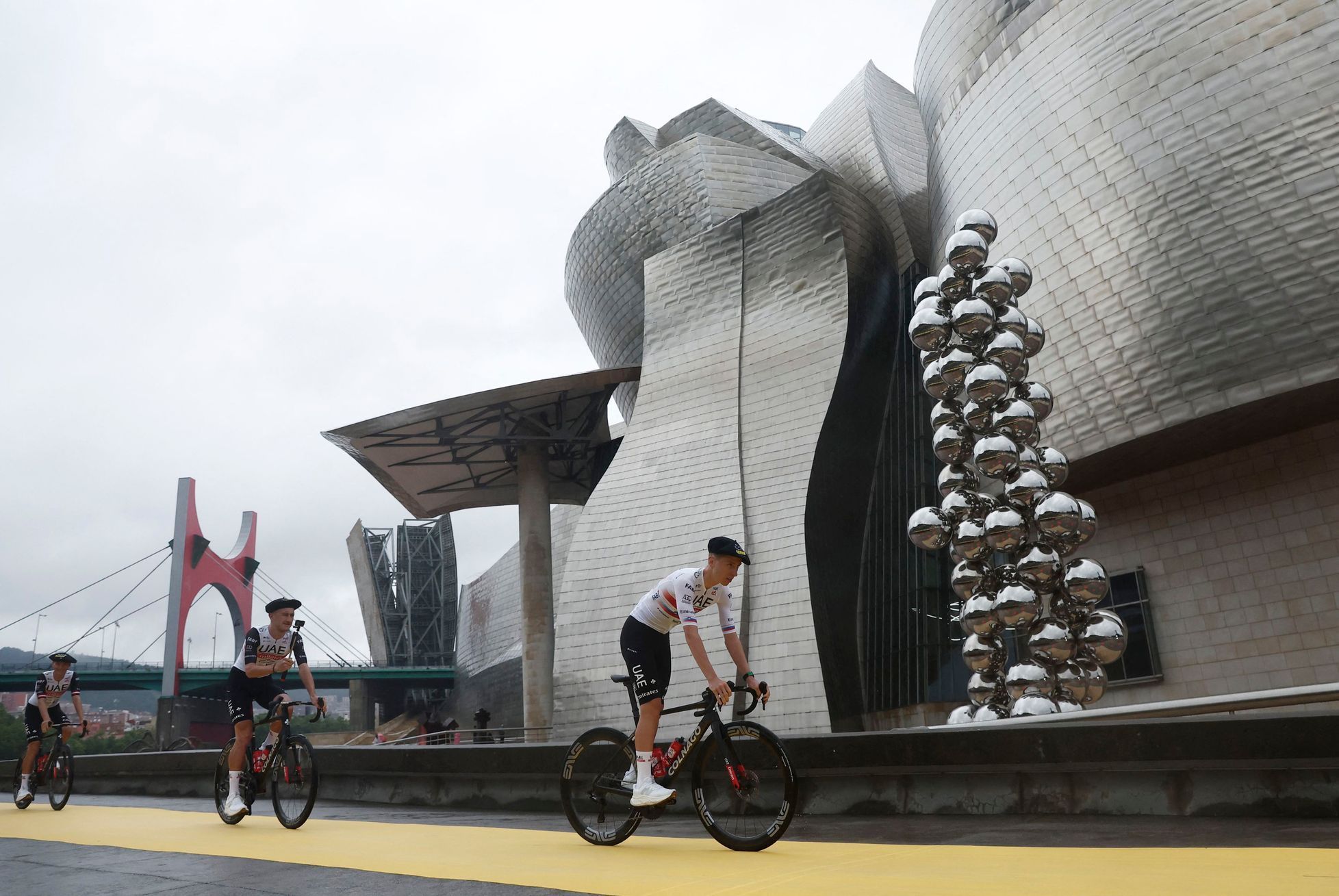 Tour de France - Presentation of the teams in front of the Guggenheim Museum