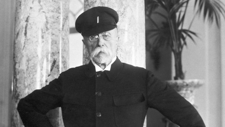Husák vše tajil, Masaryk skoro nezvládl slib. "Ovšem mlčení kolem Zemana nemá obdoby"; Zdroj foto: ČTK