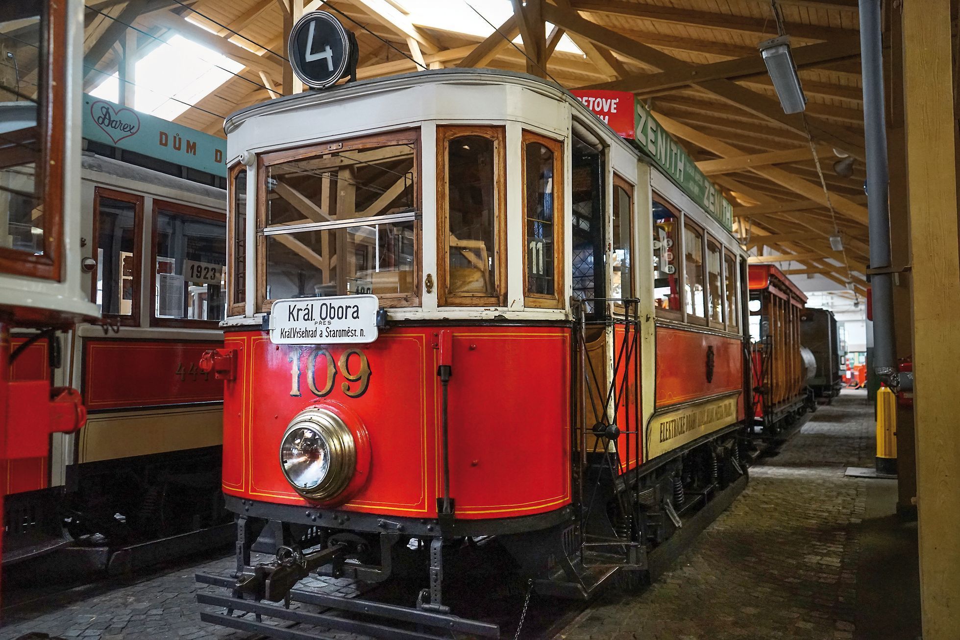 prazske pribehy, prazska mhd