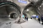 Túra mezi Pankrácí a Olbrachtovou 30 metrů pod zemí. Metro D se představilo lidem