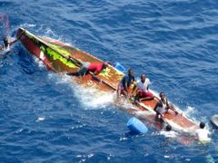 Somálští piráti dopadení v květnu španělskou vojenskou lodí v Adenském zálivu