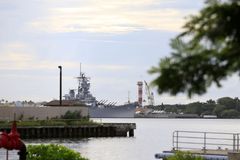 Americký námořník zastřelil na základně Pearl Harbor na Havaji dva lidi, pak sám sebe