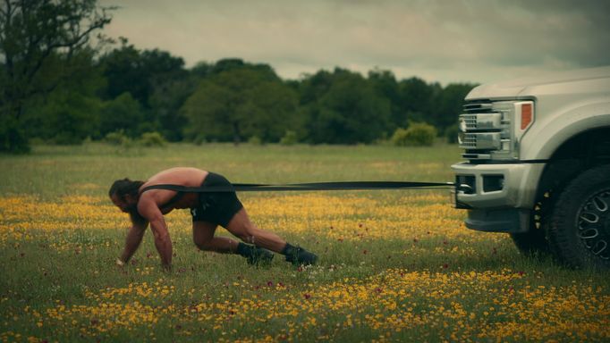 Brian Johnson v dokumentu Neslýchané: Játra nebo steroidy